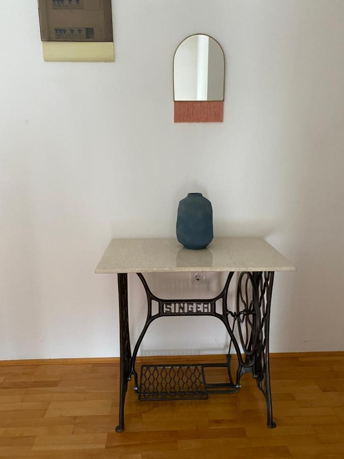 Gala Posh Apartment Соко Баня Екстериор снимка